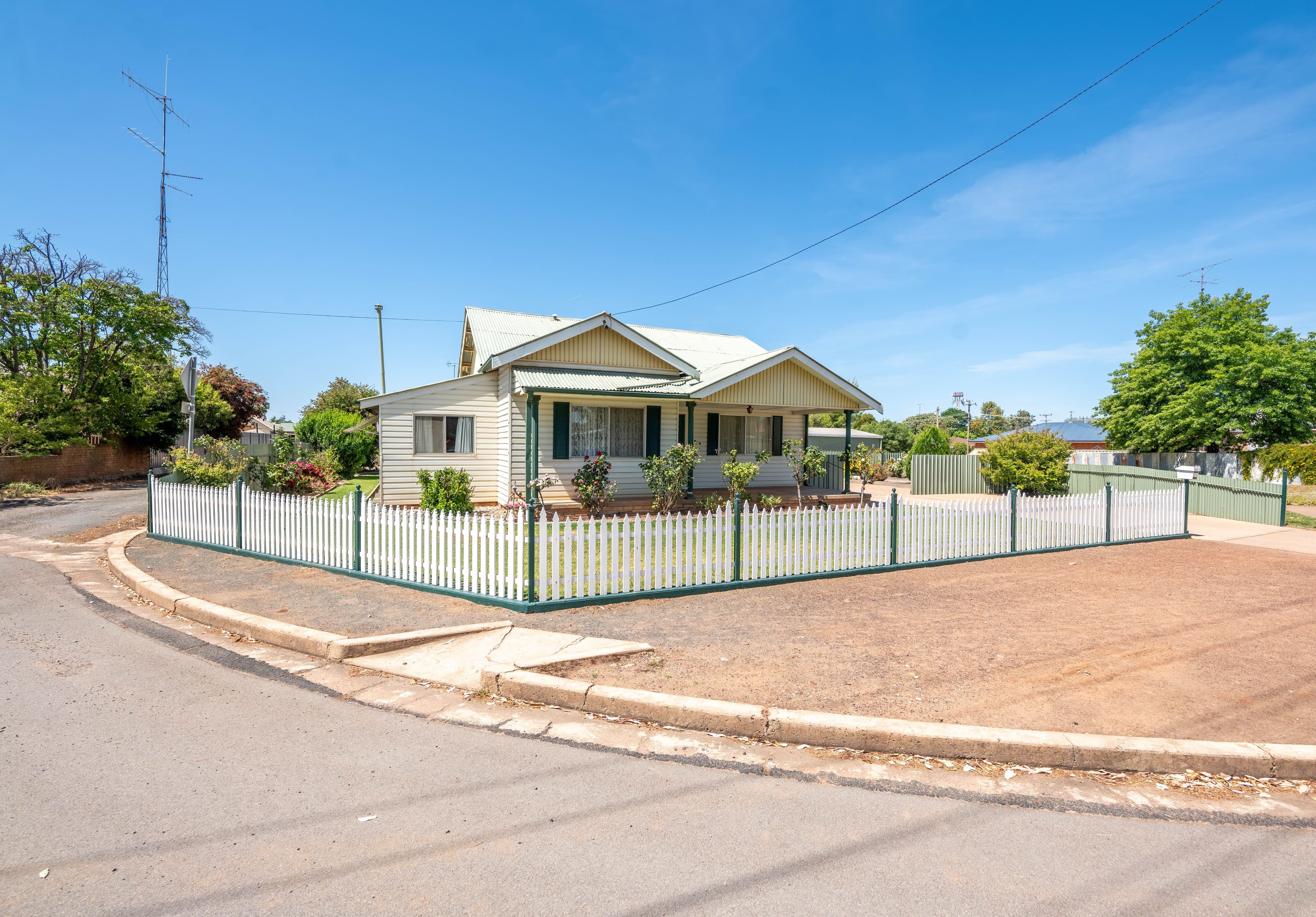 1 Camp Street, West Wyalong NSW 2671, West Wyalong - Image 1