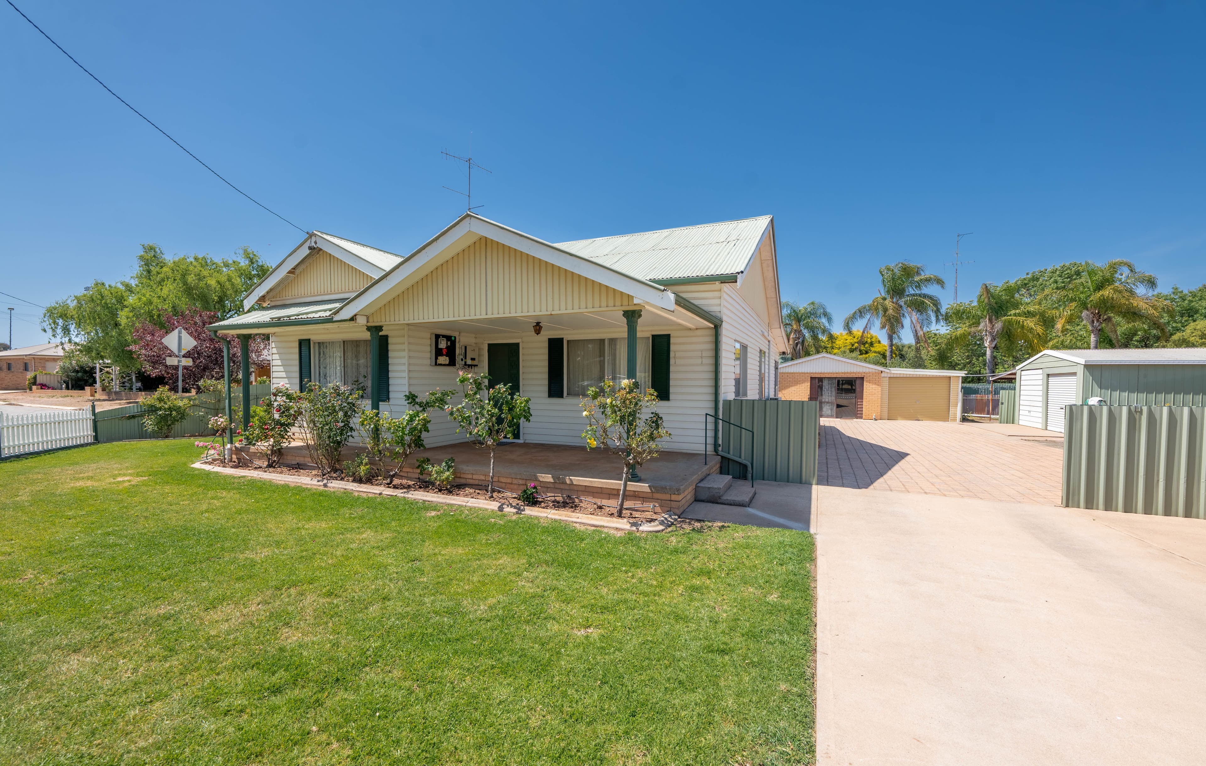1 Camp Street, West Wyalong NSW 2671, West Wyalong - Thumbnail 2