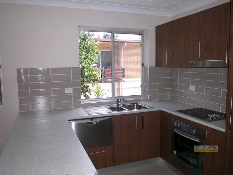 12 Alma Road, CLAYFIELD QLD 4011, Clayfield - Thumbnail 2