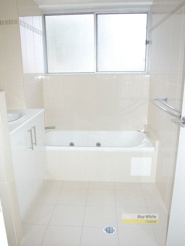 12 Alma Road, CLAYFIELD QLD 4011, Clayfield - Thumbnail 8