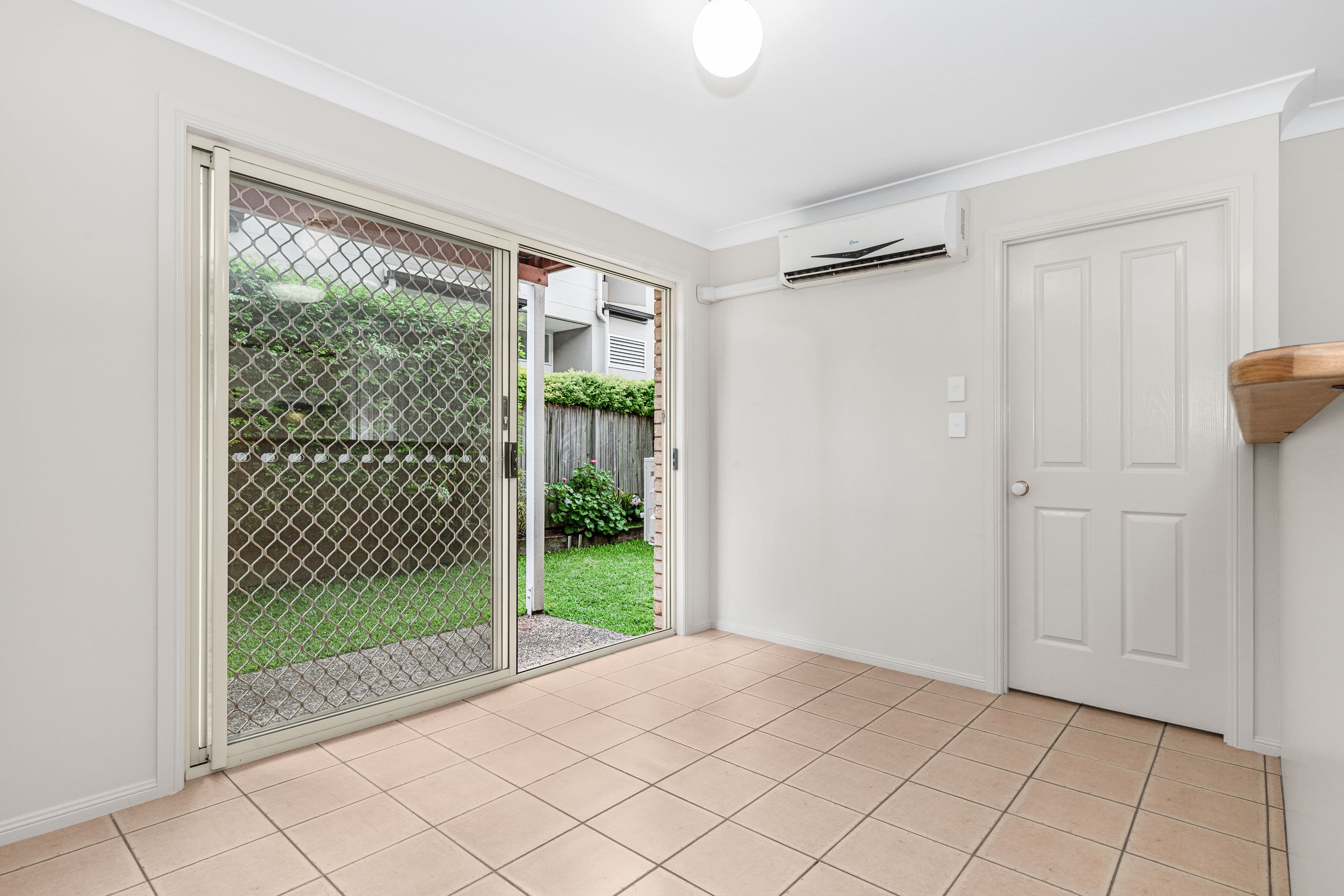 14 School Road, Stafford QLD 4053, Stafford - Thumbnail 5