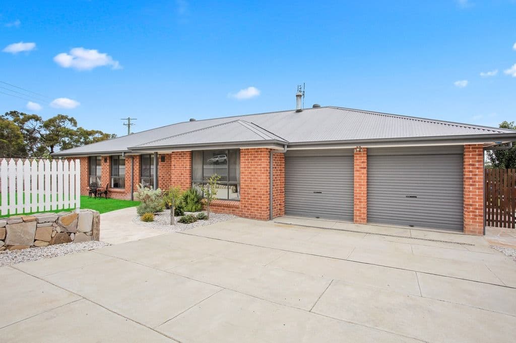 2 Stoney Creek Road, Marulan NSW 2579, Marulan - Image 1