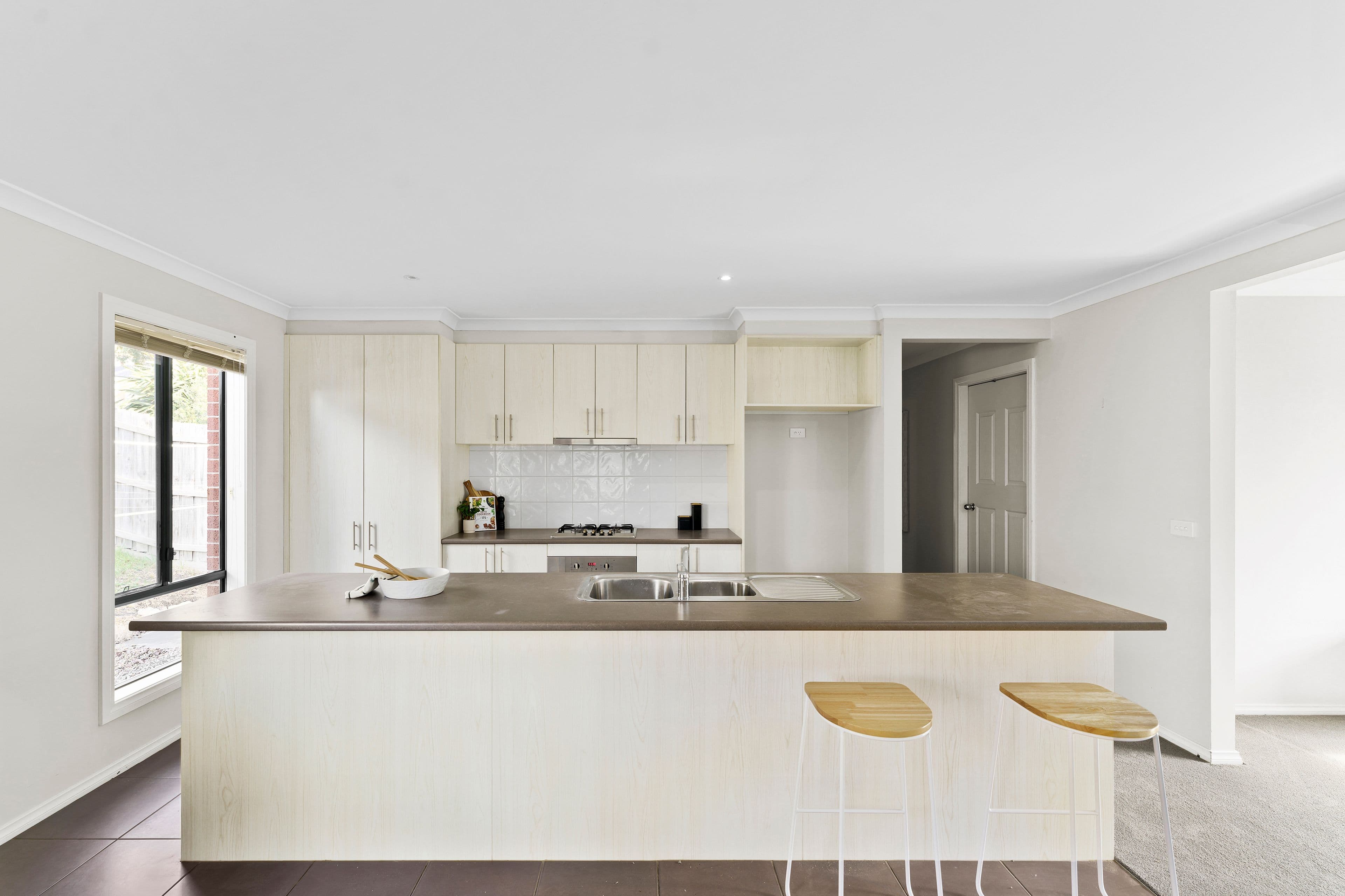 19 Barwick Road, Sunbury VIC 3429, Sunbury - Thumbnail 3