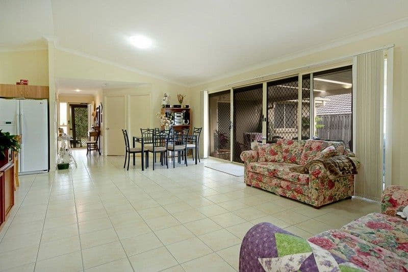 4 Bedroff Street, UPPER COOMERA QLD 4209, Upper Coomera - Thumbnail 5