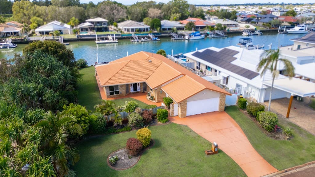 7 Castaway Court, Banksia Beach, QLD, 4507, Banksia Beach - Thumbnail 2