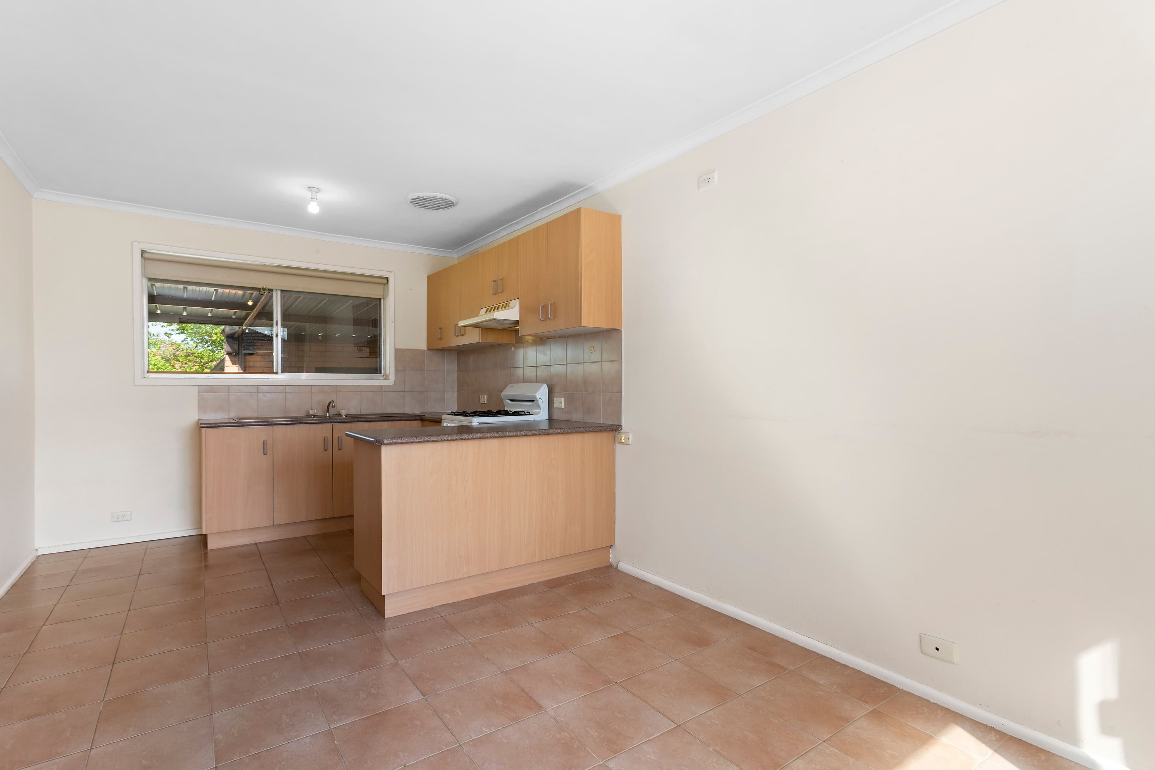 96 Darebin Drive, Thomastown VIC 3074, Thomastown - Thumbnail 3