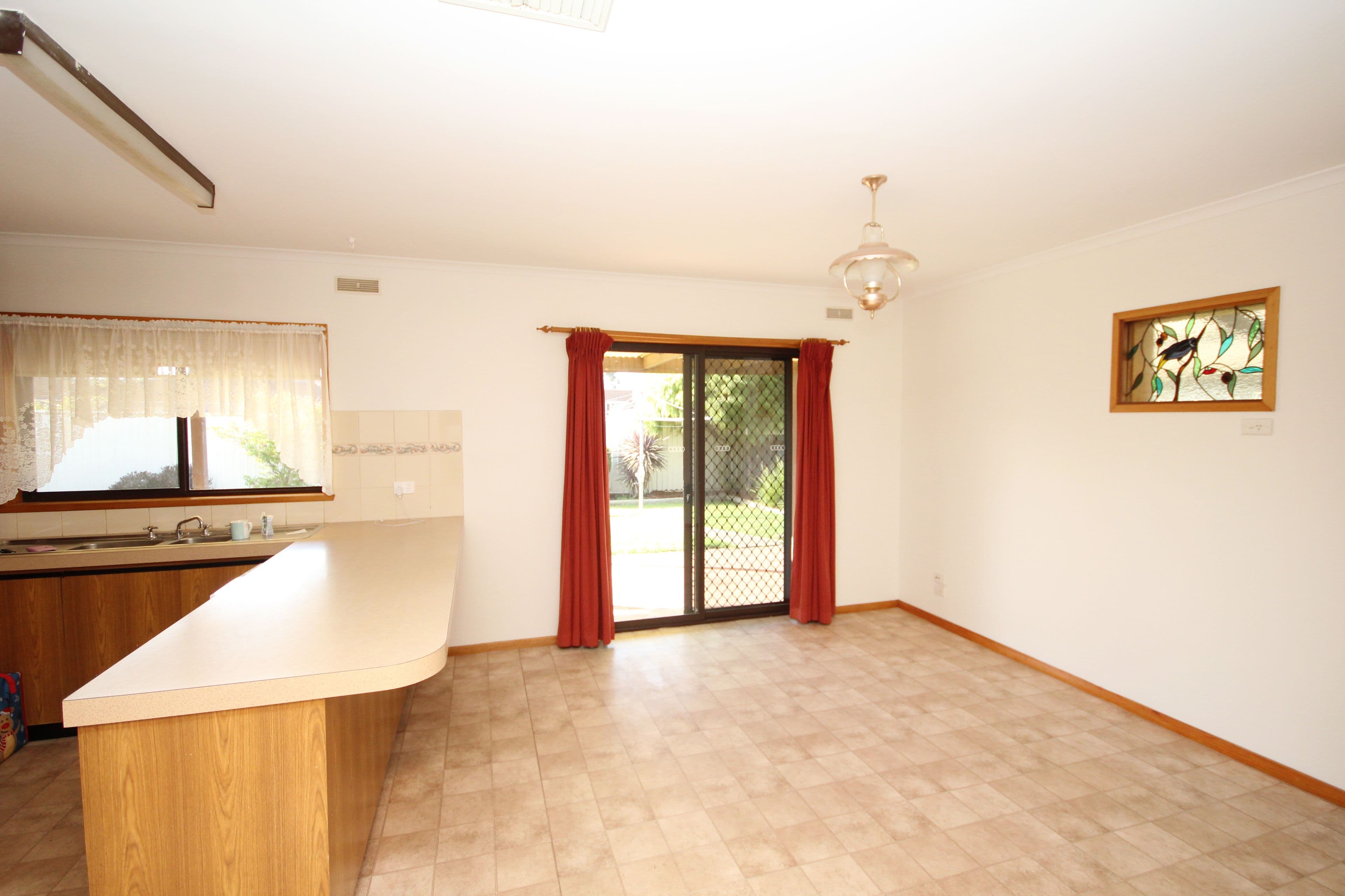 7 Morson Street, Horsham VIC 3400, Horsham - Thumbnail 4