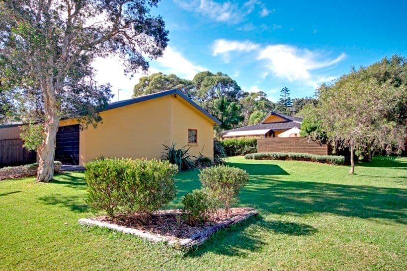 21 Lavinia Street, FORRESTERS BEACH NSW 2260, Forresters Beach - Thumbnail 2