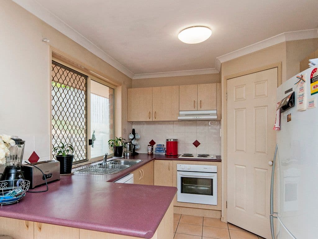11 Azure Street, GOODNA QLD 4300, Goodna - Thumbnail 2
