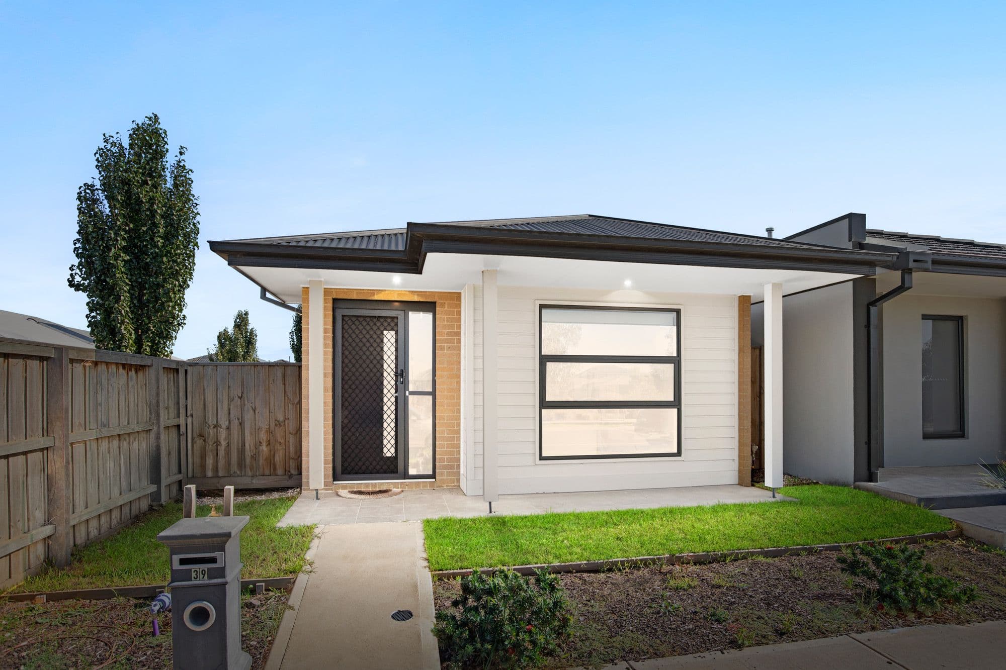 39 Mansfield Drive, Werribee VIC 3030, Werribee - Image 1