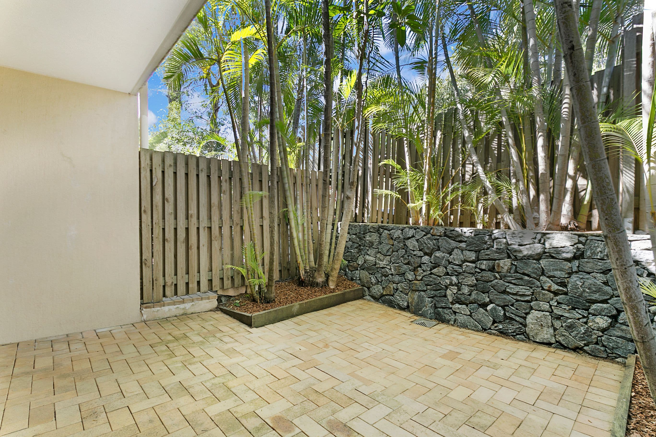 4 Moore Street, Taringa QLD 4068, Taringa - Thumbnail 4