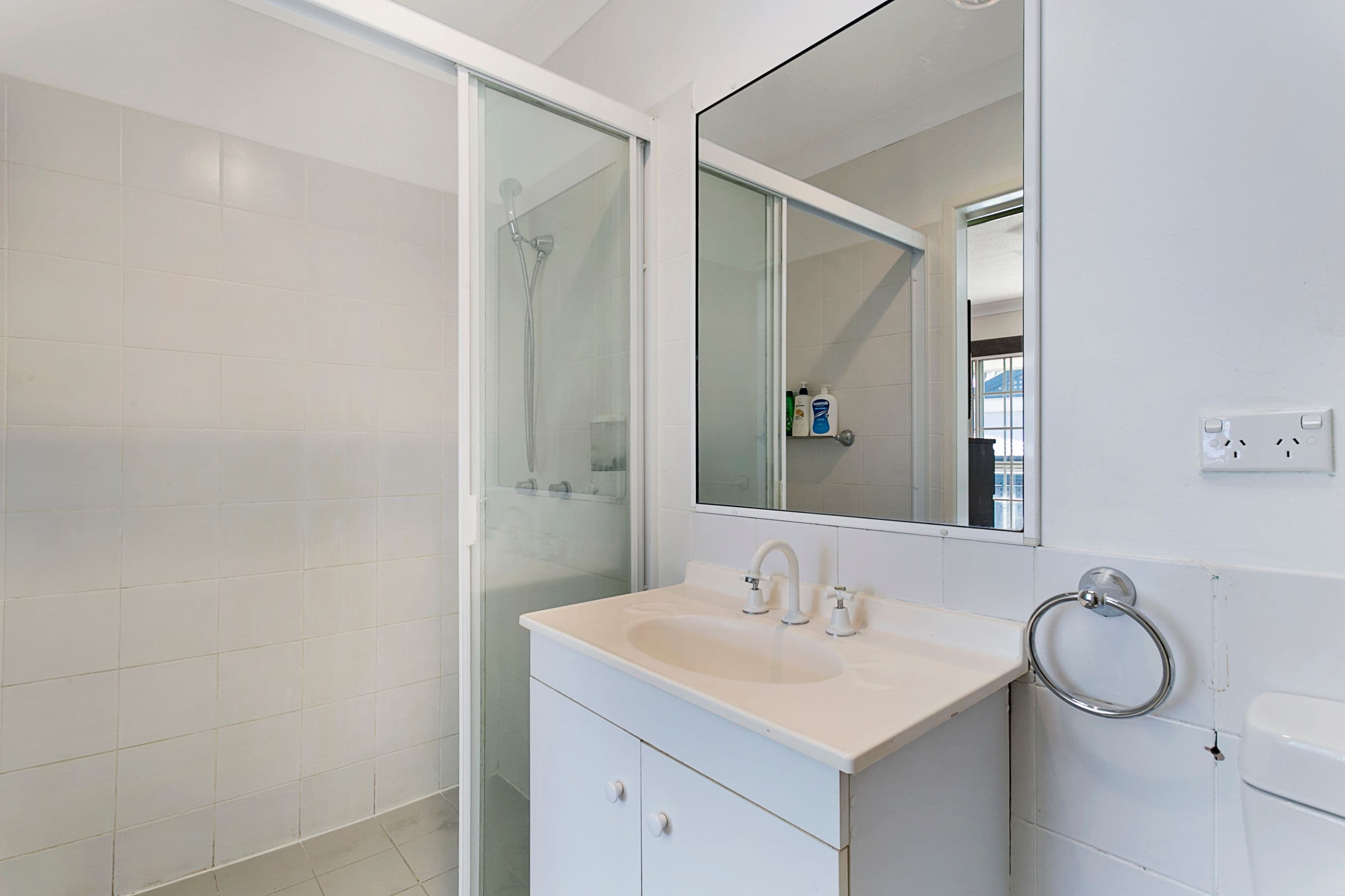 4 Moore Street, Taringa QLD 4068, Taringa - Thumbnail 6