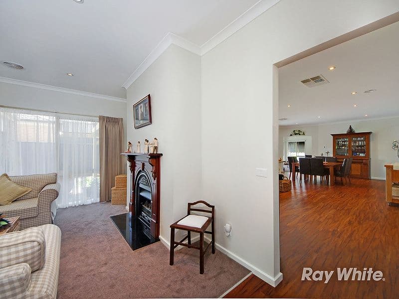 13 Landy Circuit, PAKENHAM VIC 3810, Pakenham - Thumbnail 4