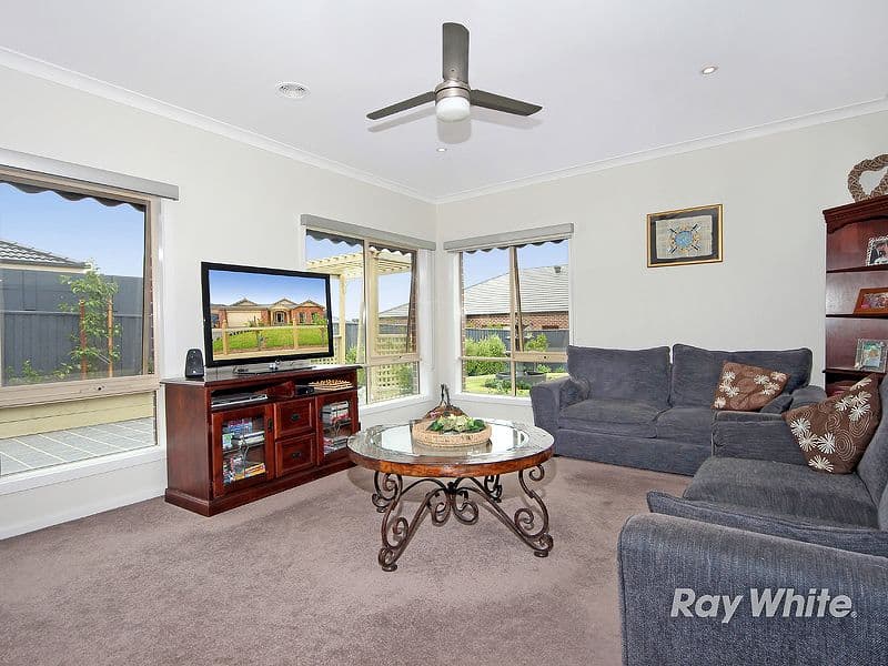 13 Landy Circuit, PAKENHAM VIC 3810, Pakenham - Thumbnail 8