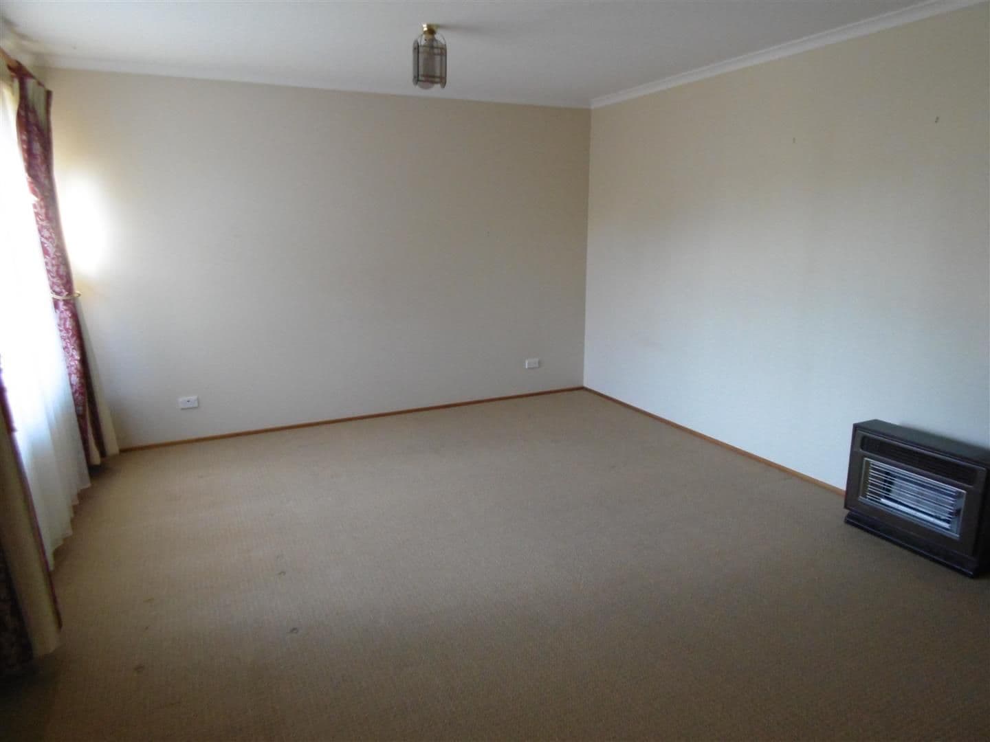 16 Lawson Street, Parkes - Thumbnail 5