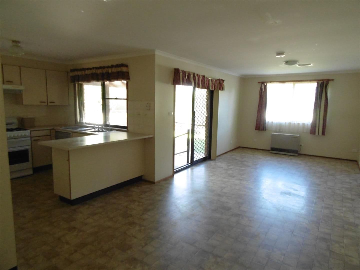 16 Lawson Street, Parkes - Thumbnail 8