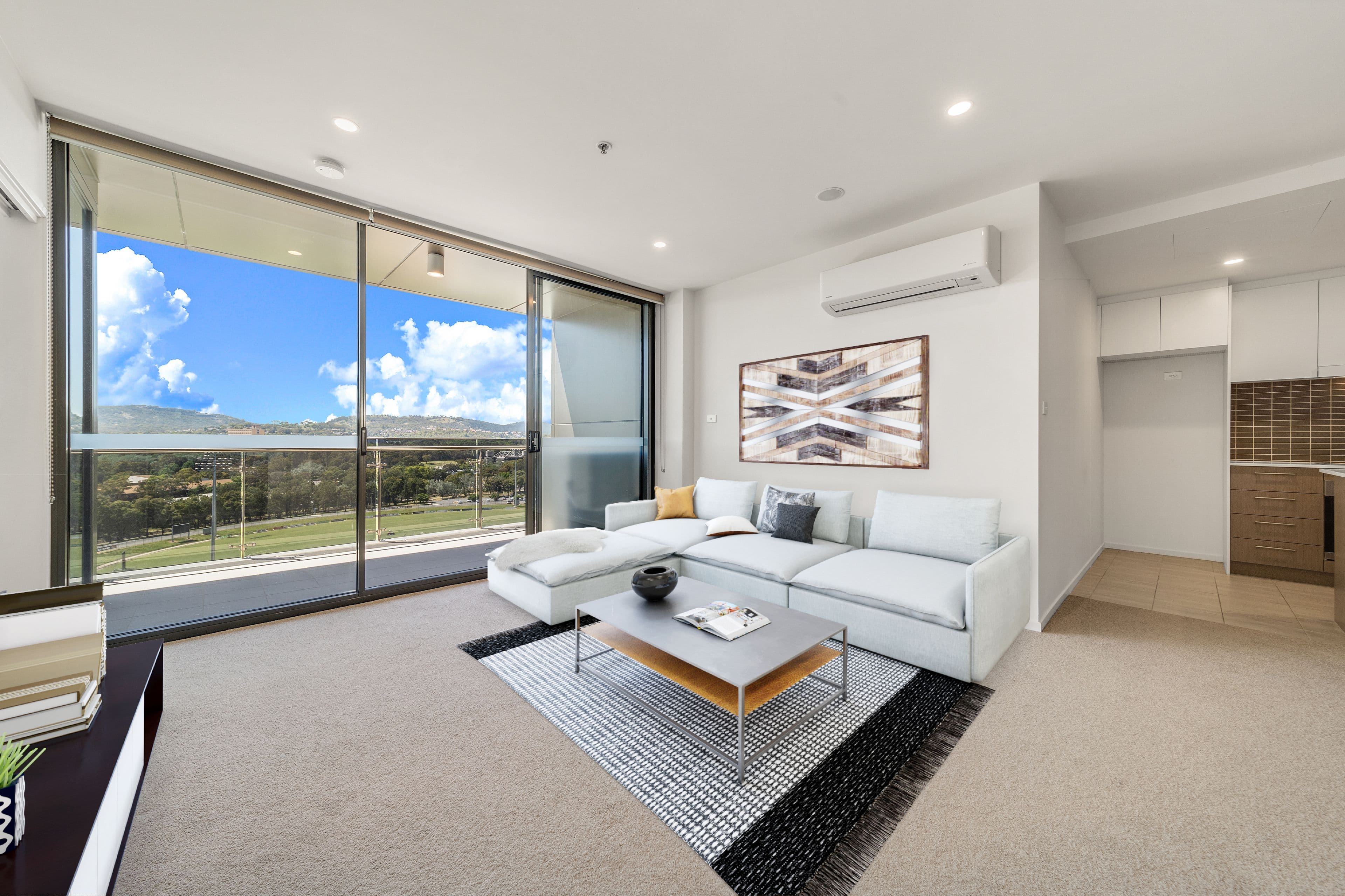7 Irving Street, Phillip ACT 2606, Phillip - Thumbnail 3