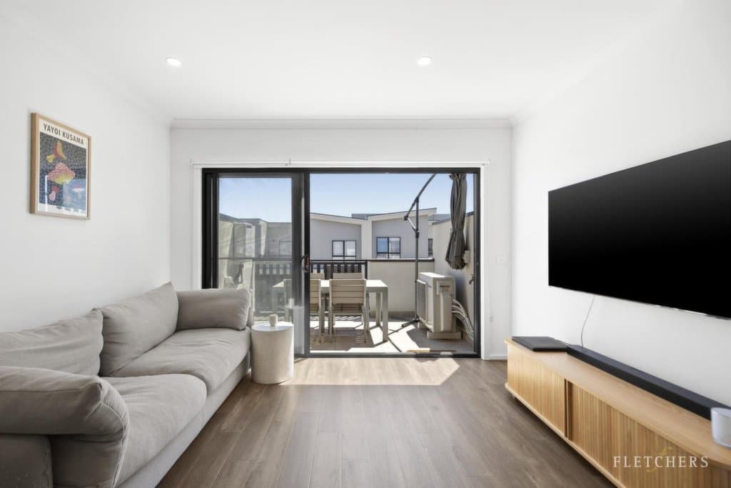 90 Fusion Circuit, Cranbourne West - Thumbnail 7