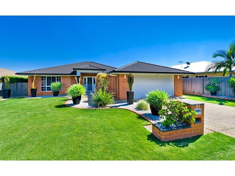 31 Springfield Drive, NORMAN GARDENS QLD 4701, Norman Gardens - Thumbnail 2