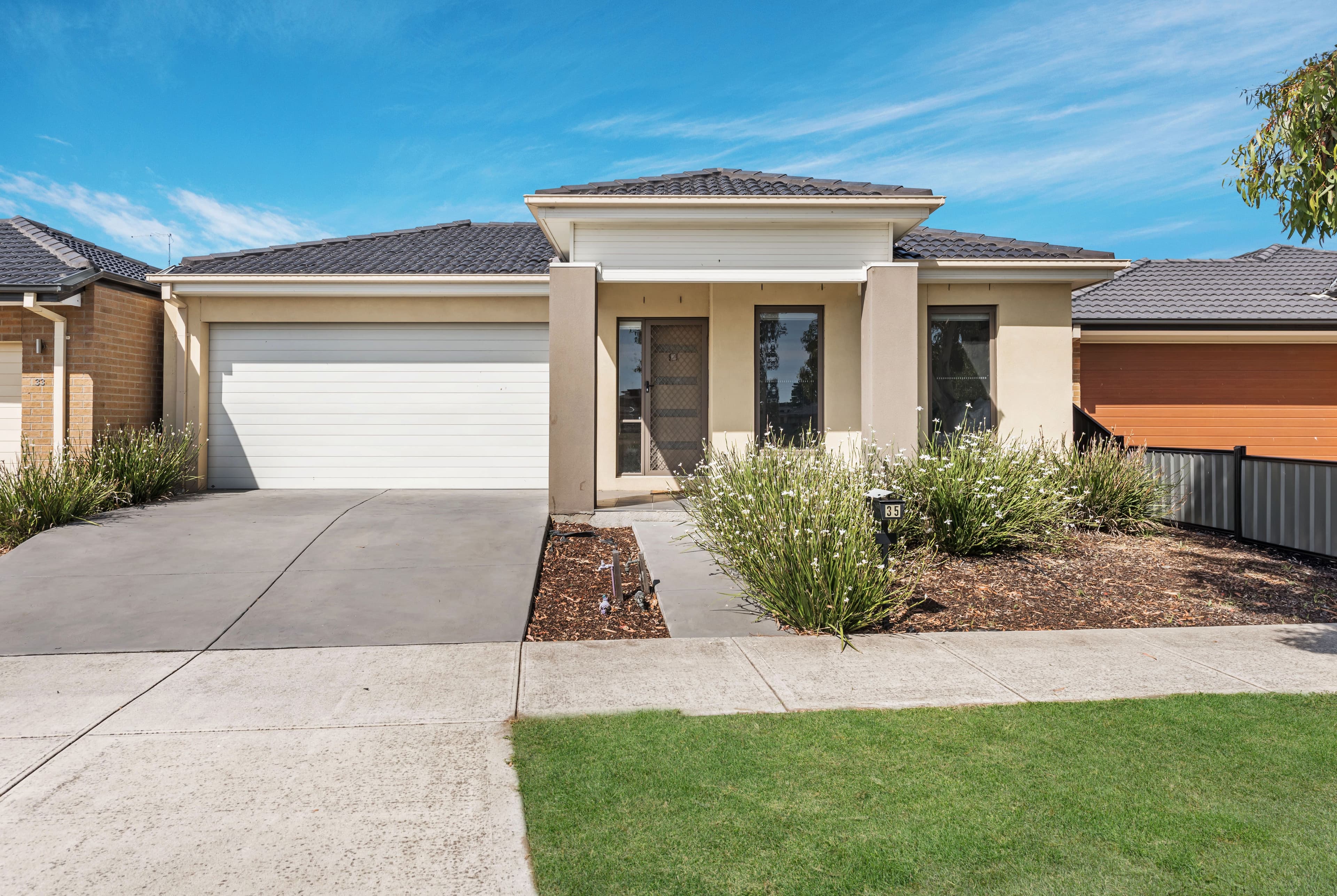 35 Kingscote Way, Wollert VIC 3750, Wollert - Thumbnail 2