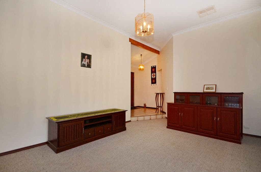 24 Fleming Close, MORLEY WA 6062, Morley - Thumbnail 6