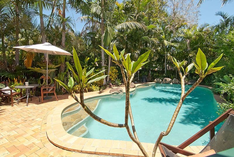 24 Poinsettia Crescent, CALAMVALE QLD 4116, Calamvale - Thumbnail 2