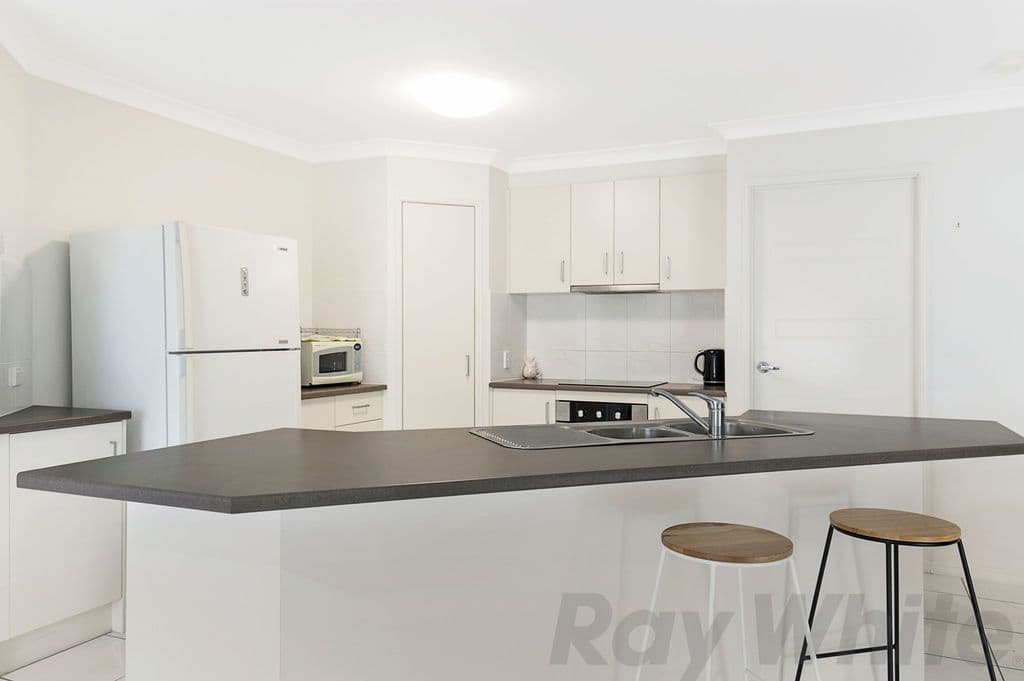 11 McDonald Road, Wellington Point QLD 4160, Wellington Point - Thumbnail 3