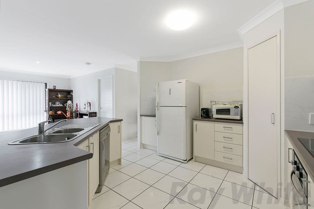 11 McDonald Road, Wellington Point QLD 4160, Wellington Point - Thumbnail 8
