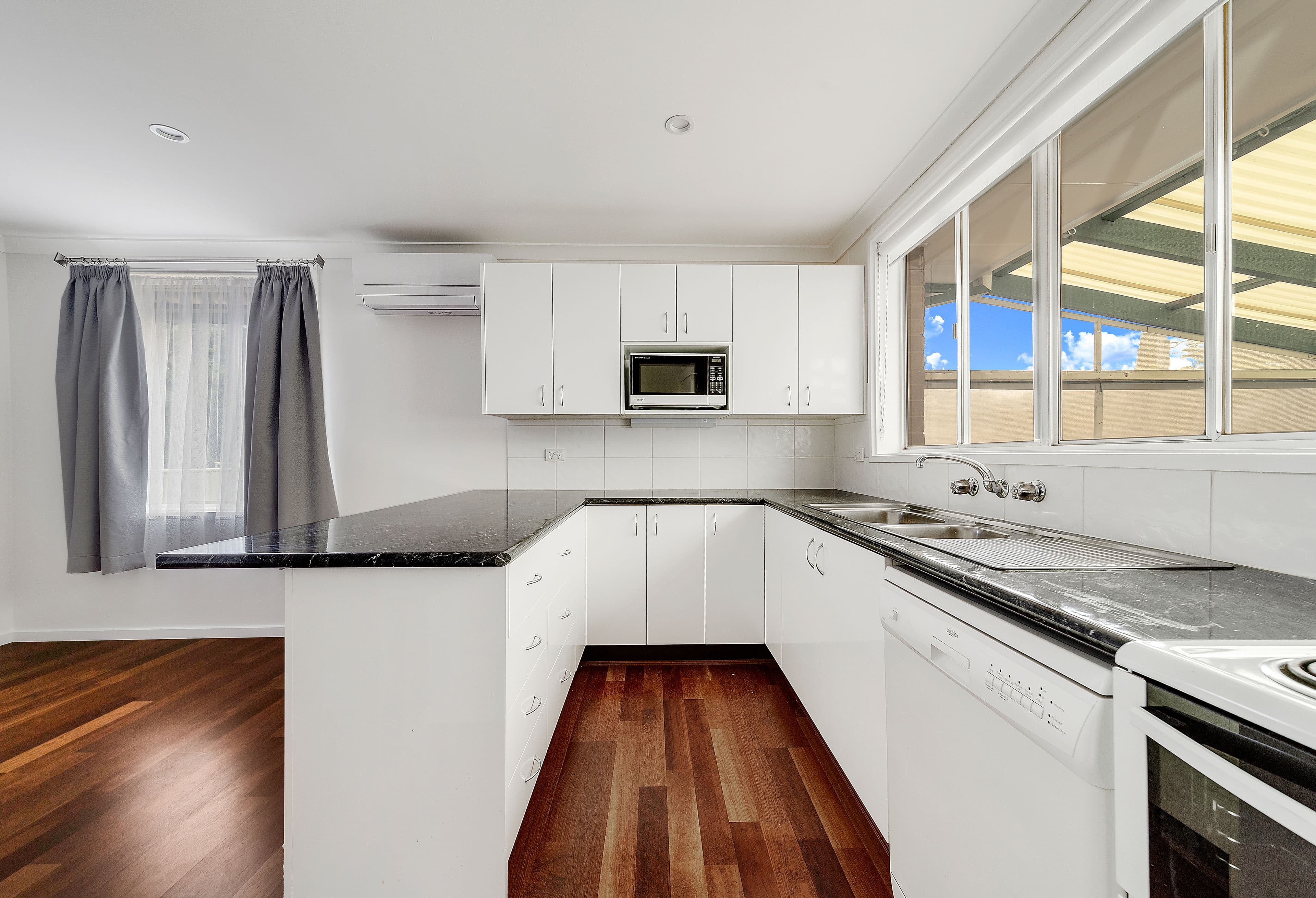 52 Northmore Crescent, Higgins ACT 2615, Higgins - Thumbnail 2