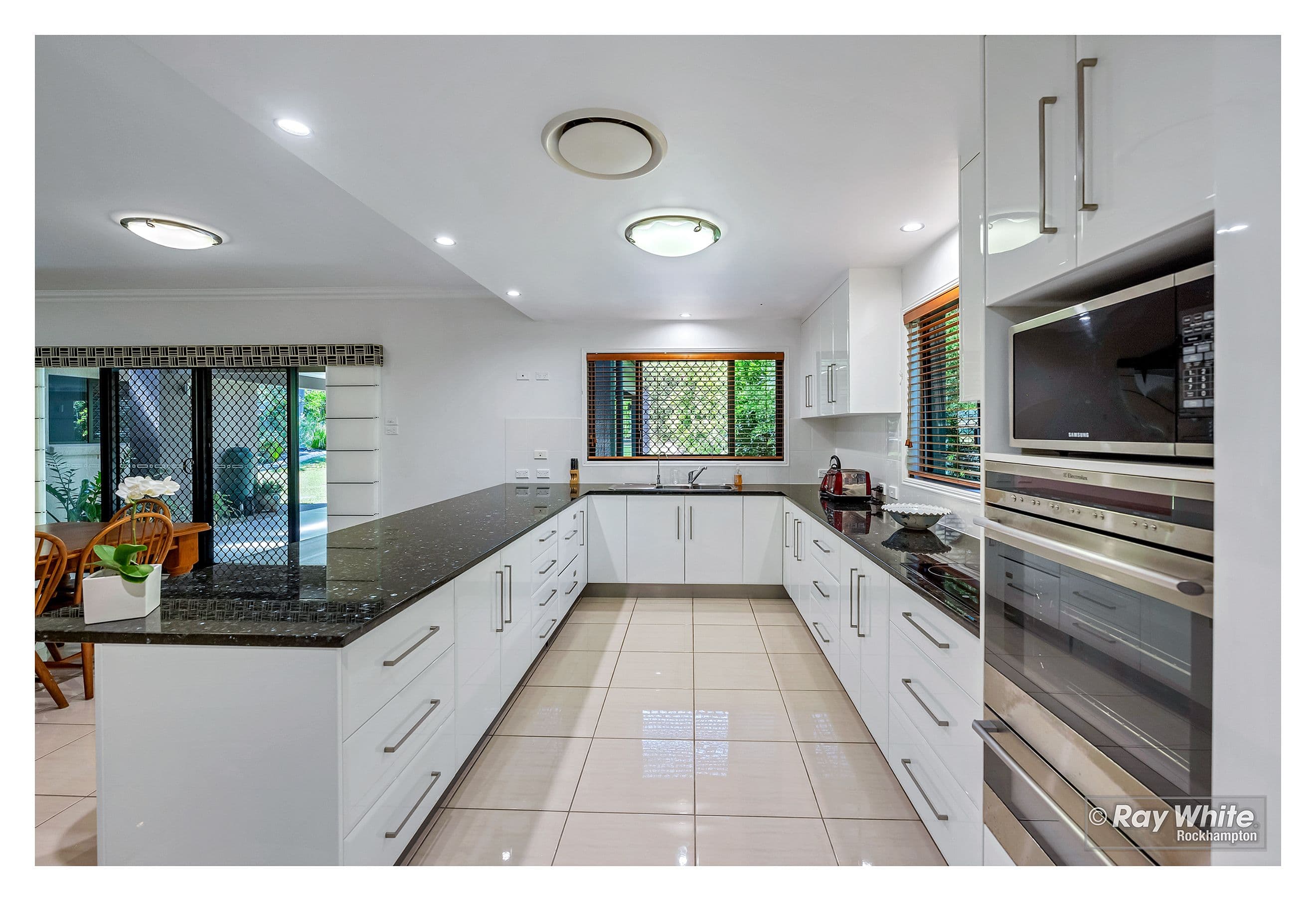 17 Constantia Crescent, Frenchville QLD 4701, Frenchville - Thumbnail 4