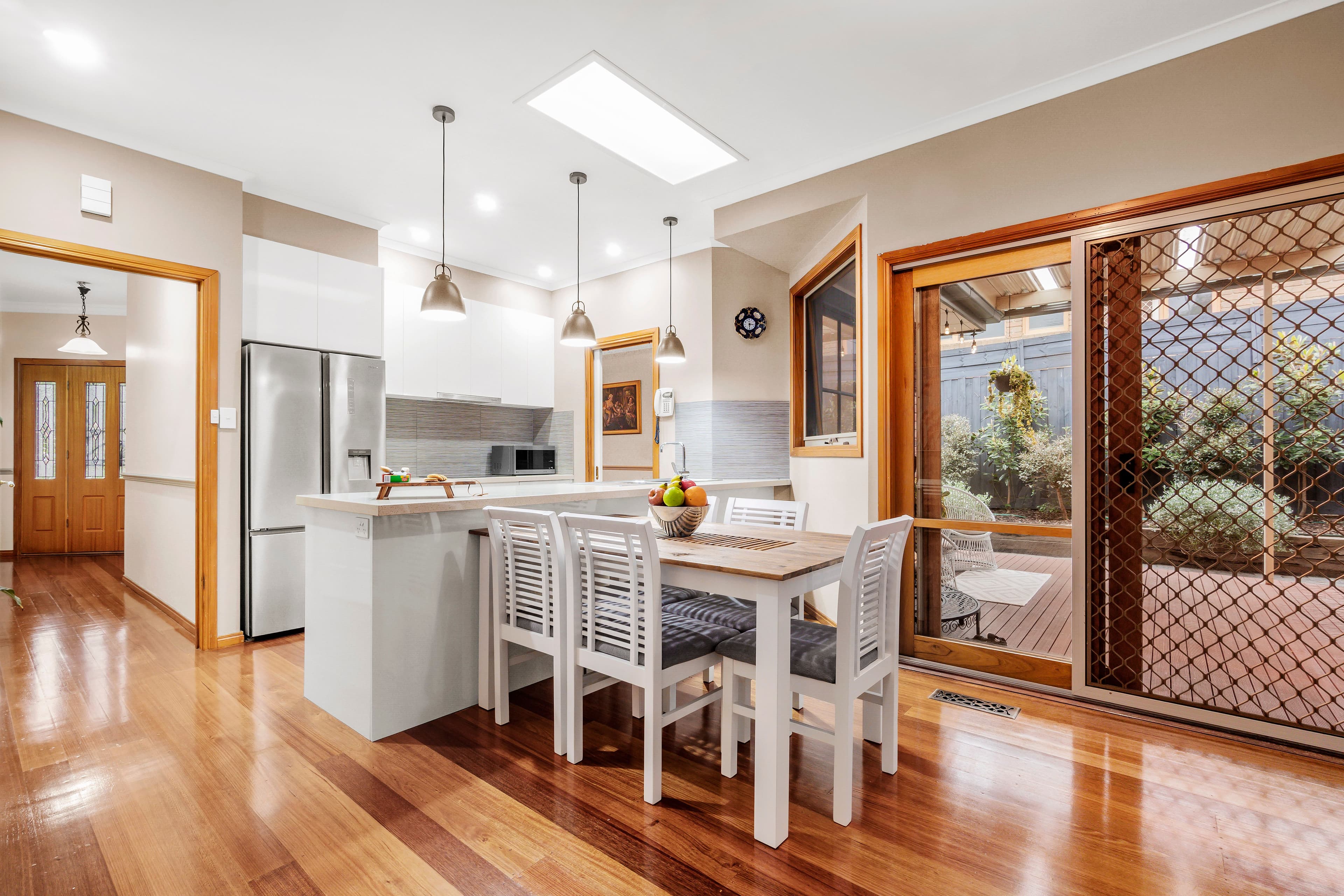 6 Woodview Place, Knoxfield VIC 3180, Knoxfield - Thumbnail 4