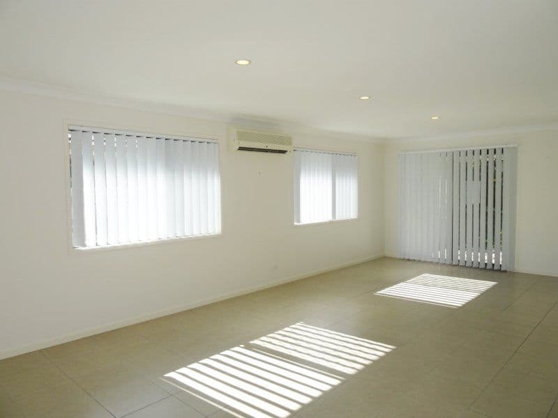 77 Nutmeg Drive, Griffin QLD 4503, Griffin - Thumbnail 3