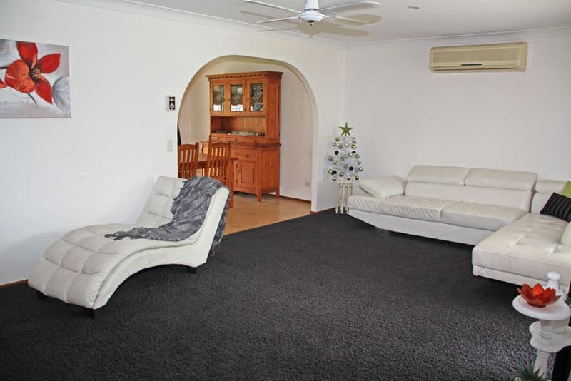 3 Heron Place, Lakewood - Thumbnail 2