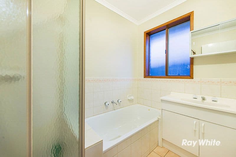 8 Grace Street, Cranbourne VIC 3977, Cranbourne - Thumbnail 8