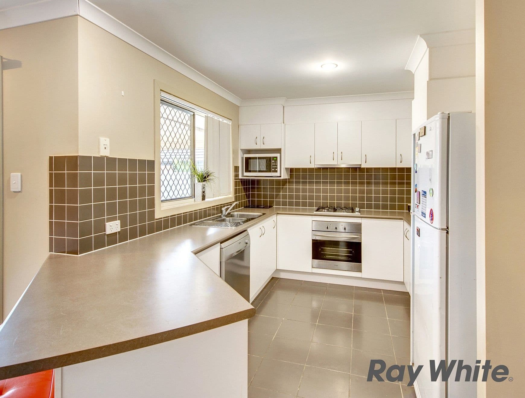 57 Penrose Circuit, Redbank Plains QLD 4301, Redbank Plains - Thumbnail 4