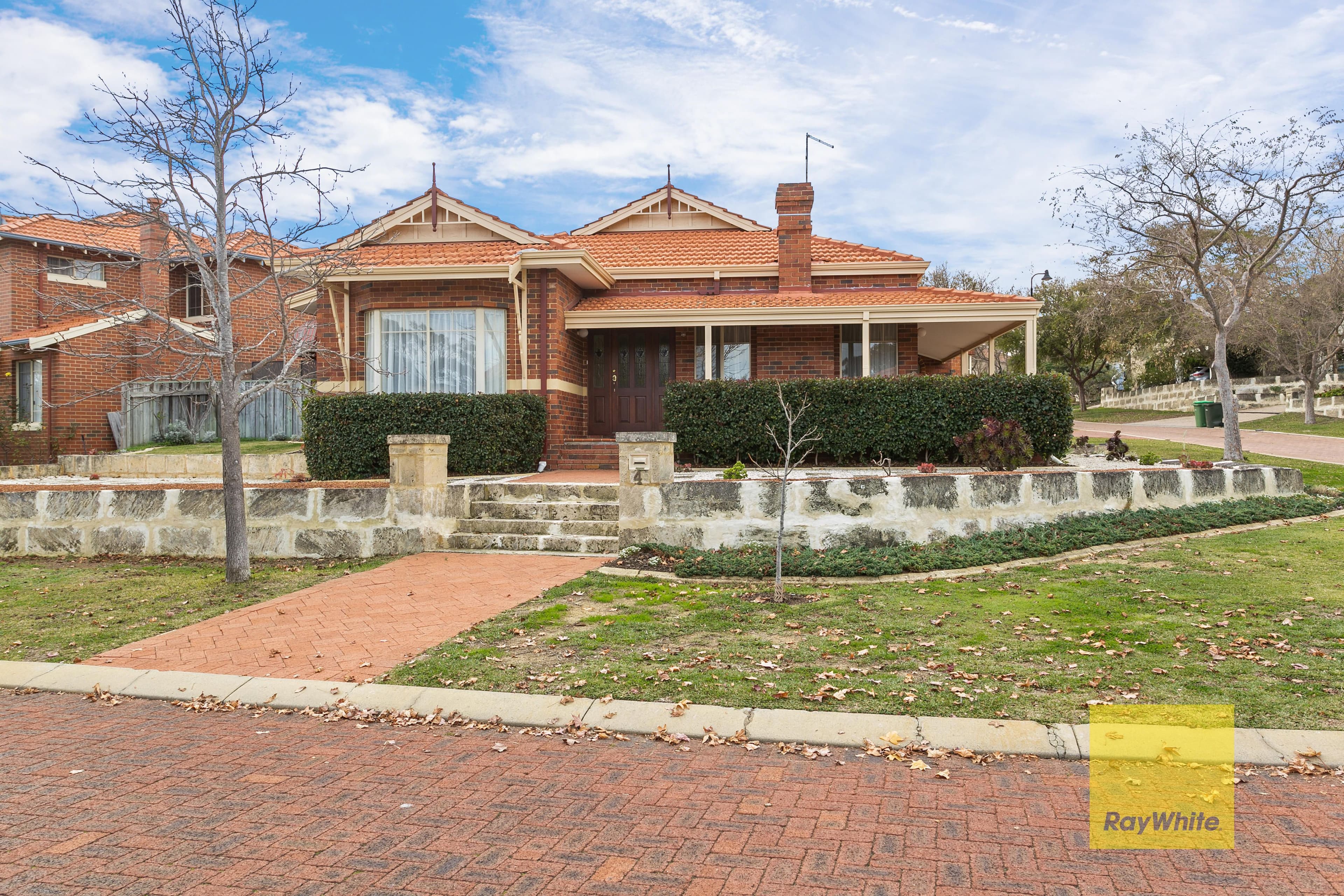 4 Finsbury Grove, Mount Claremont WA 6010, Mount Claremont - Thumbnail 2