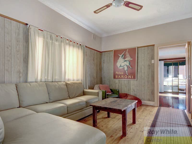 127 Donald Street, HURSTVILLE NSW 2220, Hurstville - Thumbnail 3