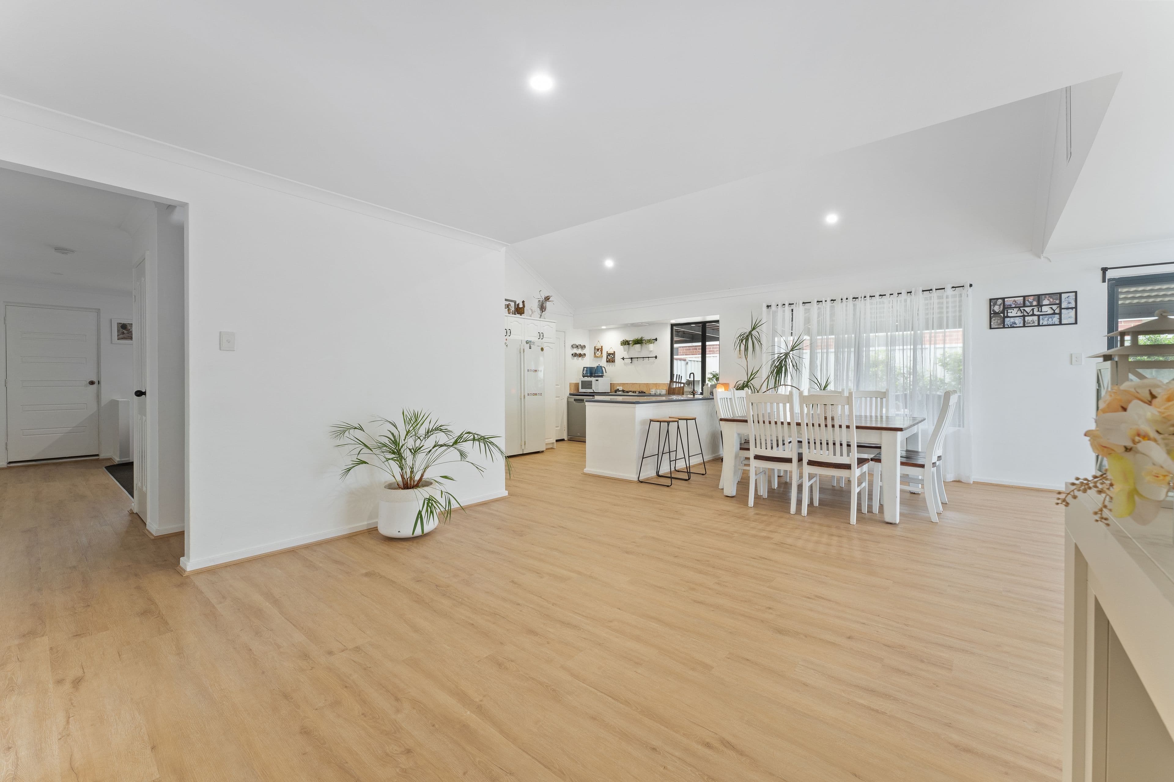 41 Arpenteur Drive, Baldivis WA 6171, Baldivis - Thumbnail 6