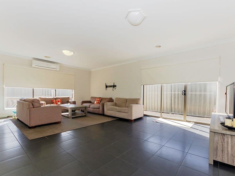 9 Cardinia Grove, Wyndham Vale VIC 3024, Wyndham Vale - Thumbnail 5