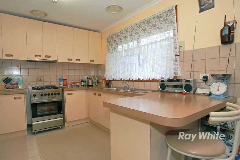 10 Frank Street, NOBLE PARK VIC 3174, Noble Park - Thumbnail 2