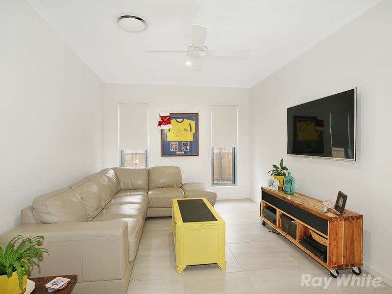 19 Azolla Circle, Noosaville QLD 4566, Noosaville - Thumbnail 2