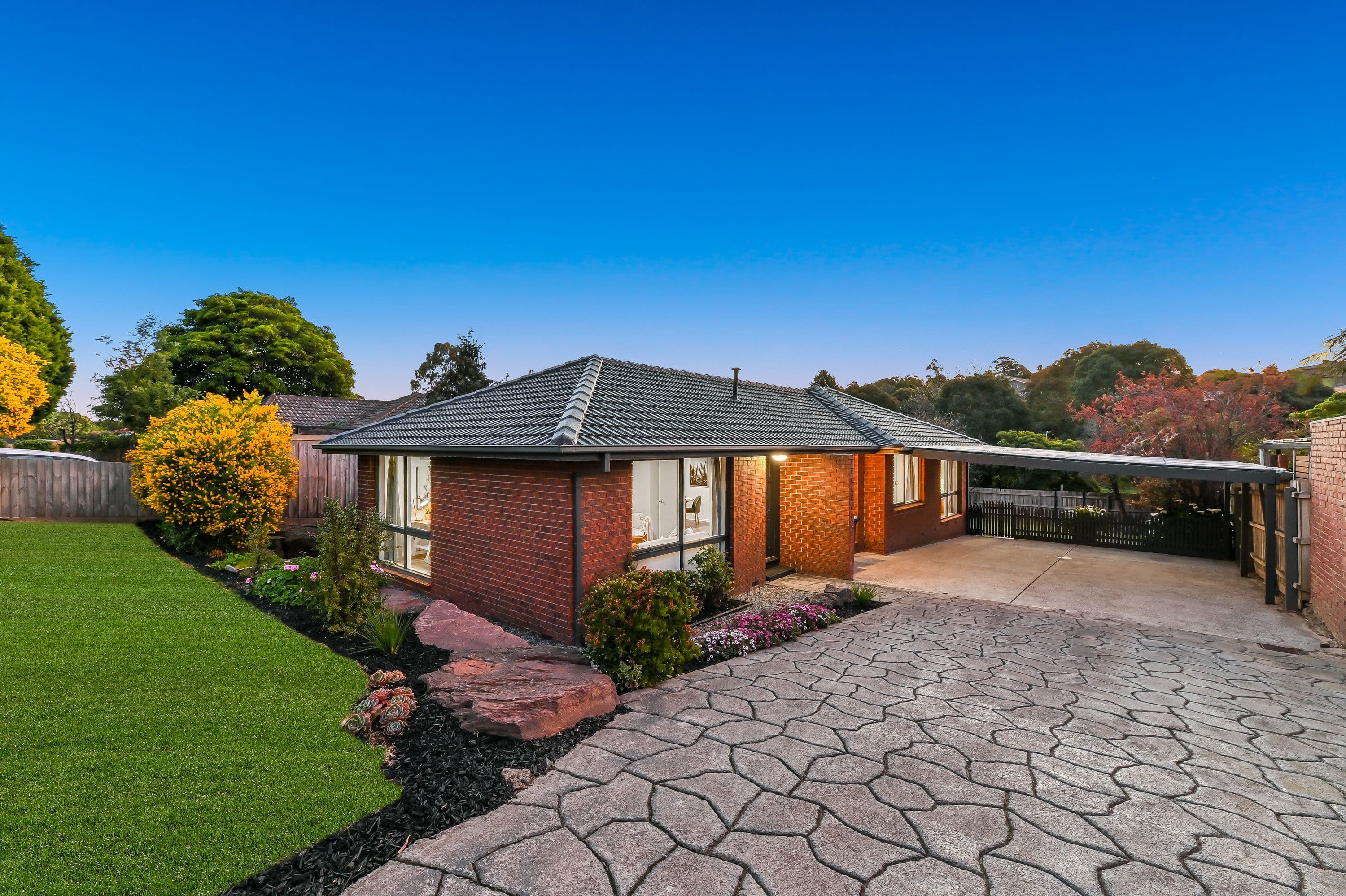 61 Sydney Parkinson Avenue, Endeavour Hills VIC 3802, Endeavour Hills - Image 1