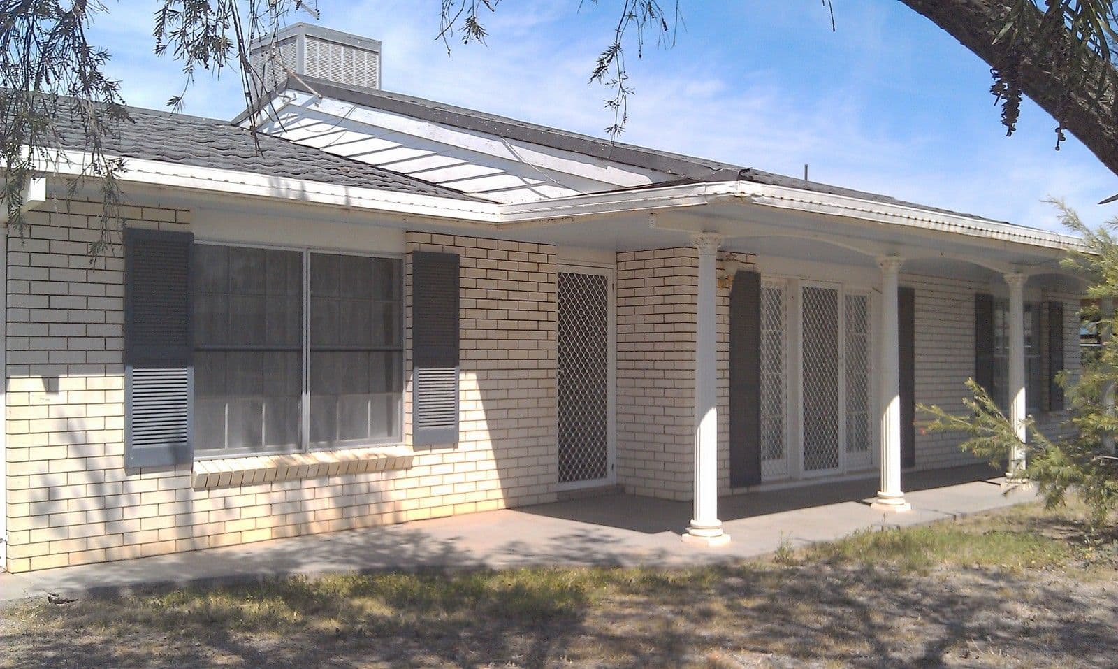 25 Wattle Crescent, Moree NSW 2400, Moree - Thumbnail 2