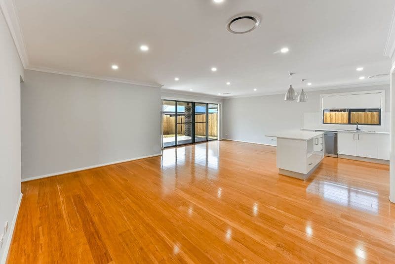 11 Milton Circuit, Oran Park - Thumbnail 3