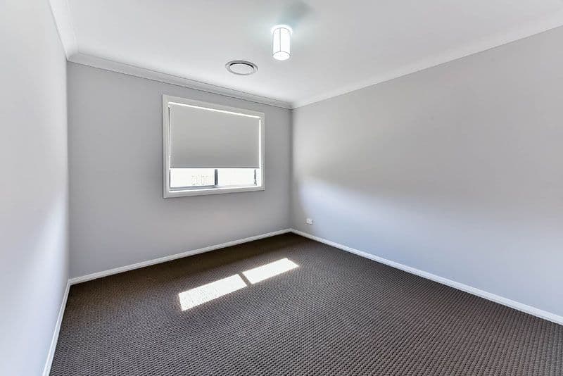 11 Milton Circuit, Oran Park - Thumbnail 8