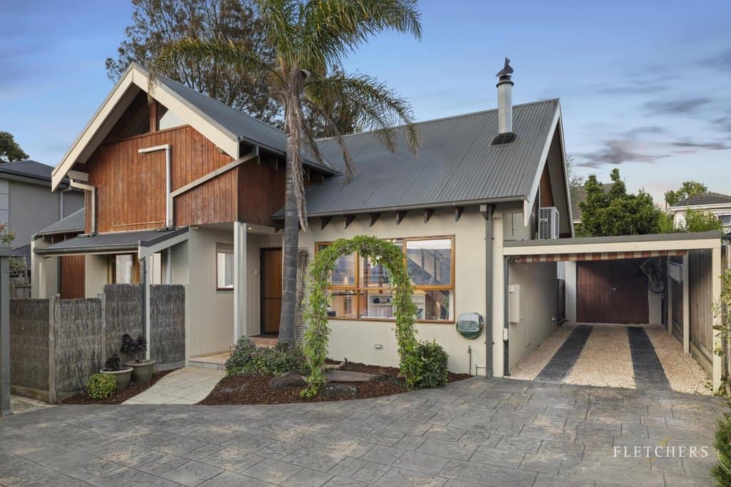 2/9 Neville Street, Box Hill South - Image 1
