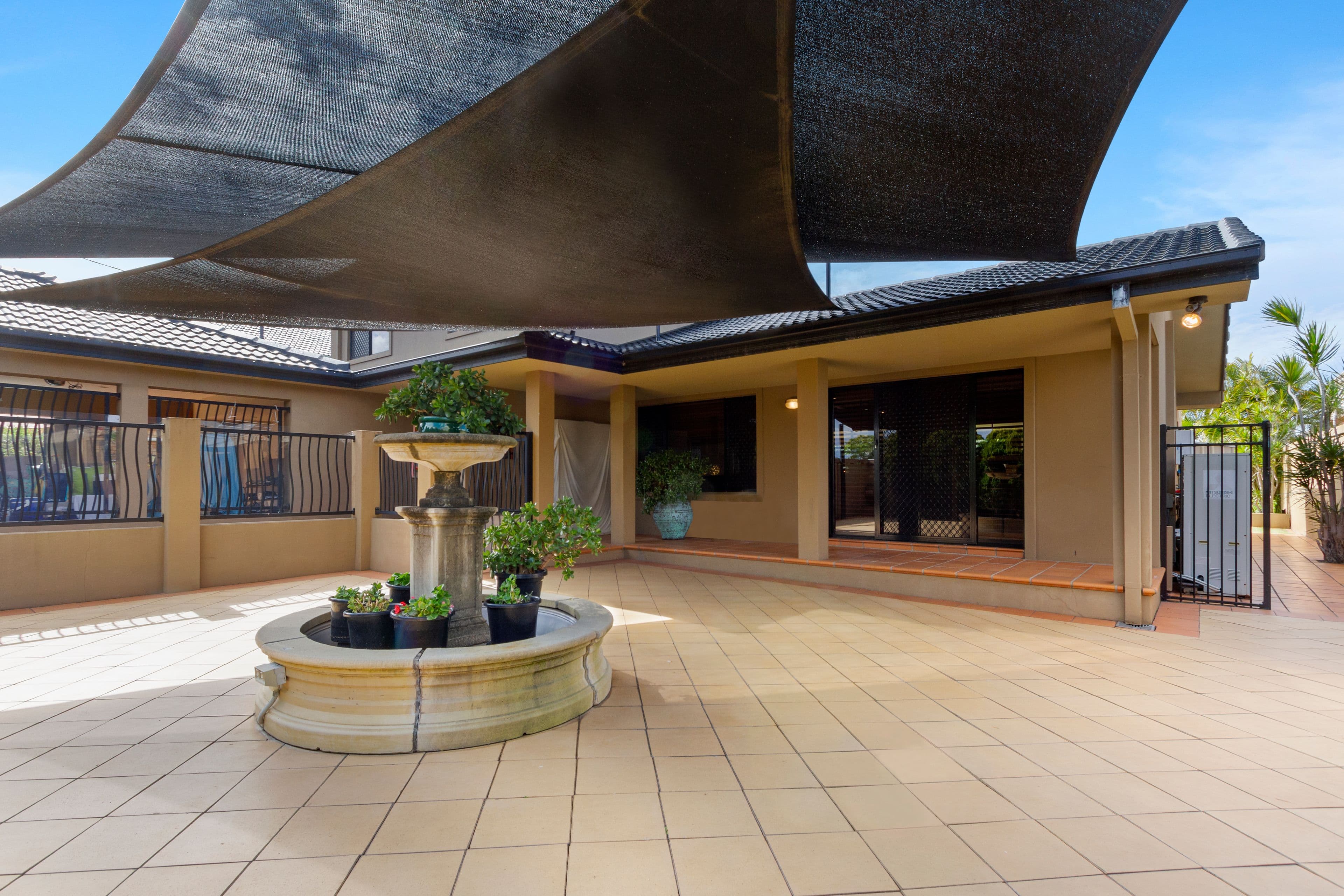 145 Bayview Street, Runaway Bay QLD 4216, Runaway Bay - Thumbnail 4