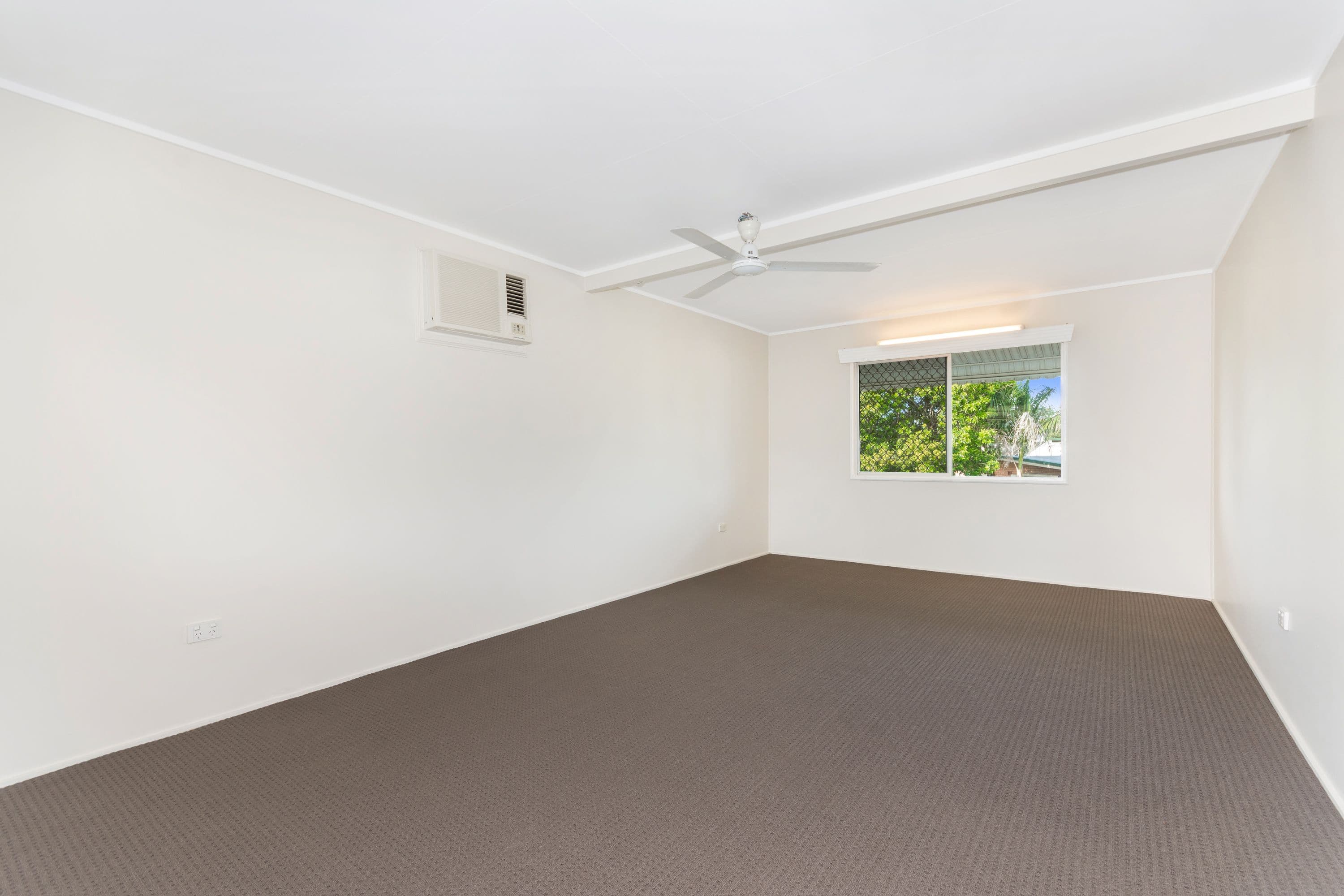 15 Tapiolas Avenue, Kirwan QLD 4817, Kirwan - Thumbnail 7