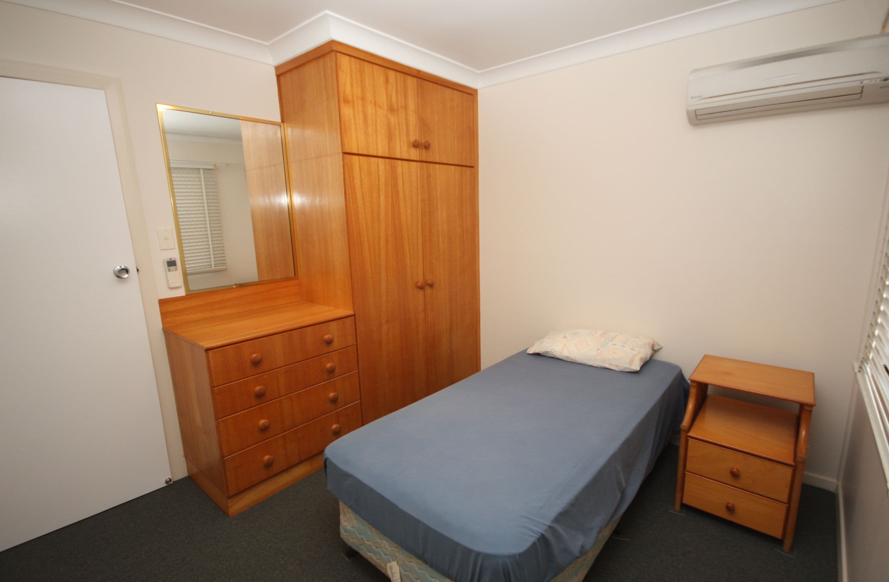 56 Fourth Street, Home Hill QLD 4806, Home Hill - Thumbnail 5