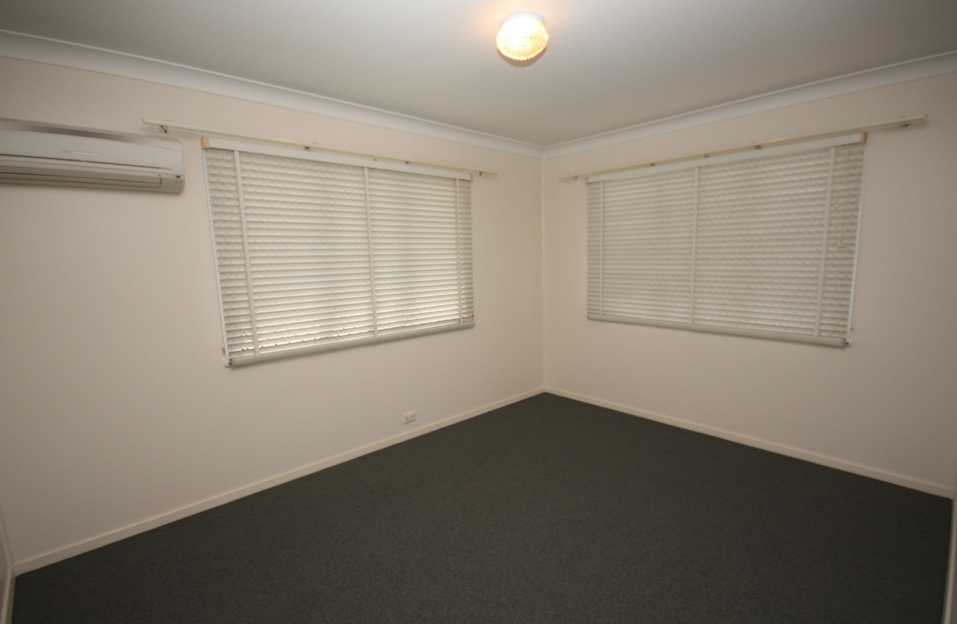 56 Fourth Street, Home Hill QLD 4806, Home Hill - Thumbnail 6
